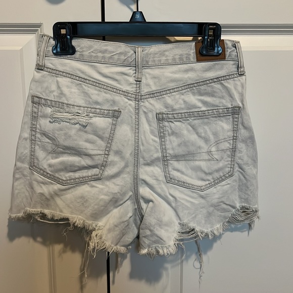Women’s denim high waisted cut off shorts American eagle size 4 - Picture 2 of 4
